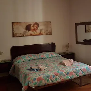 Casa Vacanze Yuli Apartamento Roma