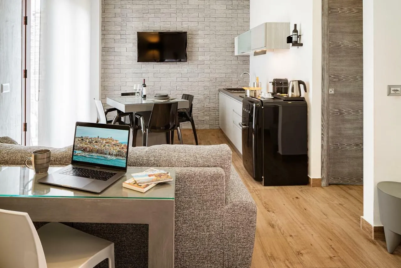 231 Suite Via Roma Cagliari 0*,